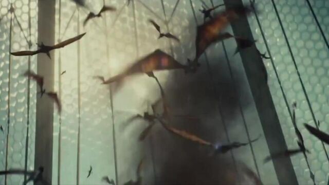 File:Jurassic-World-Aviary-escape.jpg