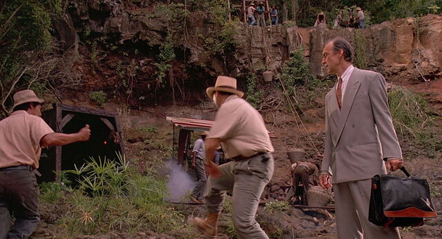 File:Jurassic-park-movie-screencaps.com-443.jpg