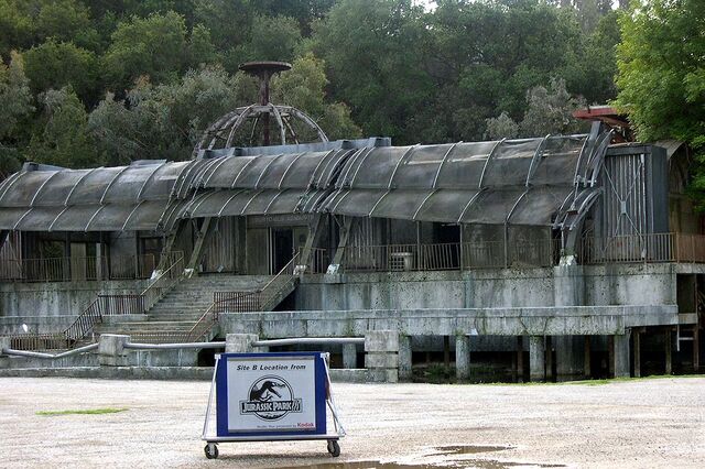 File:Jurassicpark siteb 1.jpg