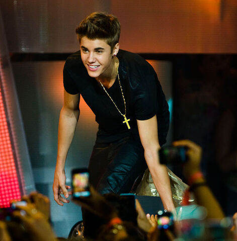File:Justin-Bieber1.jpg