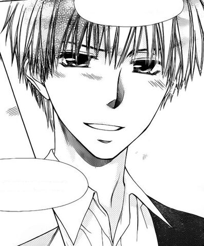 File:Yuu commenting on Patricia.jpg