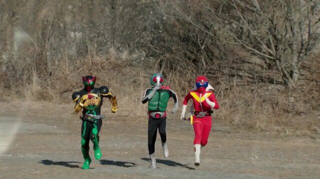 File:Akaranger, Kamen Rider Ichigo,and OOO.jpeg