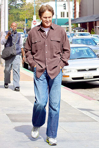 File:400px-Bruce Jenner.jpg