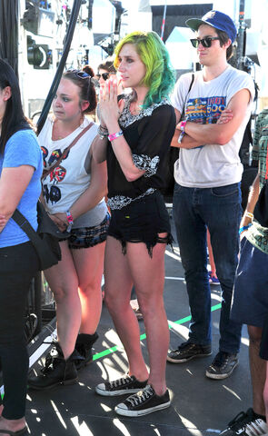 File:Kesha april 11 2014.jpg