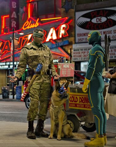 File:Kick-ass-2-jim-carrey-aaron-johnson1.jpg