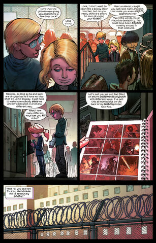File:Hit Girl 04 12.jpg