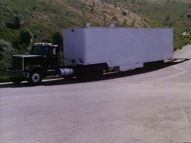 File:MobileUnitWhite.jpg