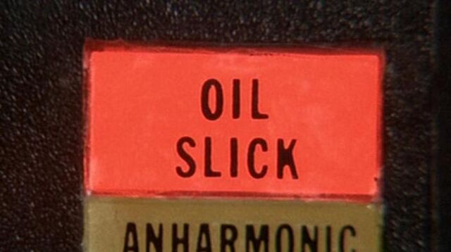 File:Oil Slick02.jpg