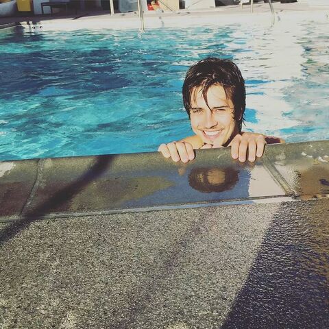 File:BillyUngerPool.jpg