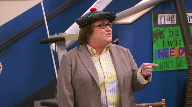 File:Terry Perry in Hole in One.jpg