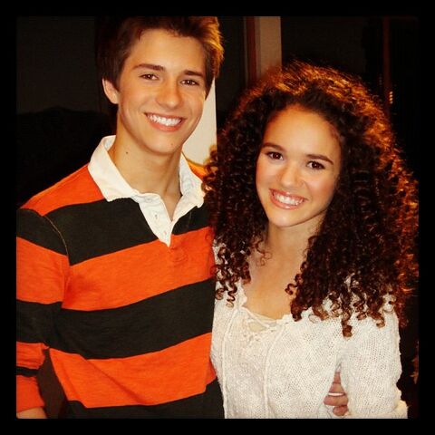 File:Madison-pettis-lab-rats-billy-unger.jpg