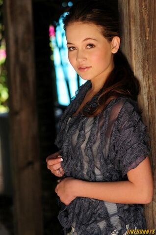 File:Kelli Berglund 001.jpg