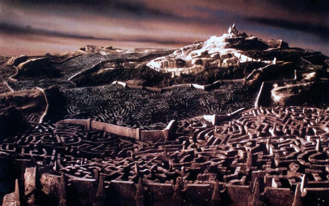 File:Labyrinthpanaroma.jpg