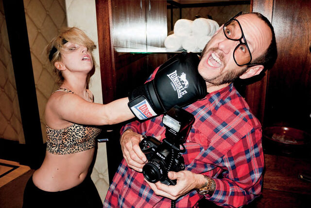 File:12-18-10 Terry Richardson 002.jpg