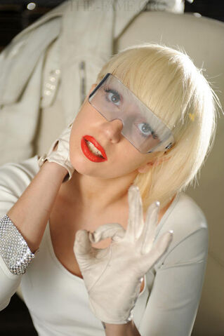 File:5-21-09 Tracey Nearmy 006.jpg