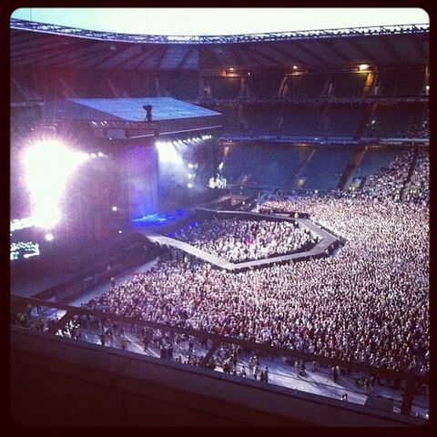 File:Twickenham-Stadium-ready-for-Gaga-lady-gaga-32113613-500-500.jpg