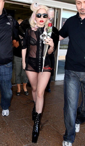 File:Out in Sydney 2.jpg