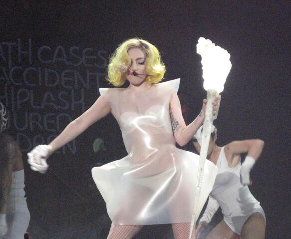 File:5-27-10 Nottingham Arena 001.jpg