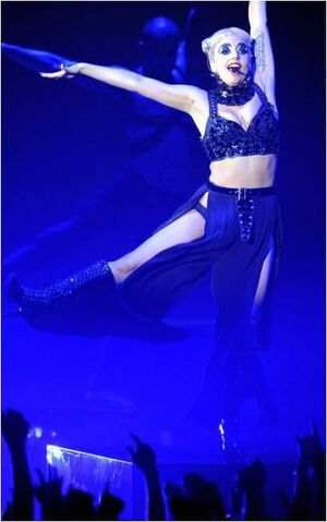File:Gaga mtv vmaj.jpg