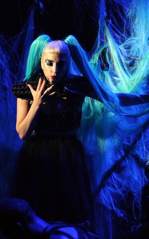 File:6-25-11 MTV Japan.jpg