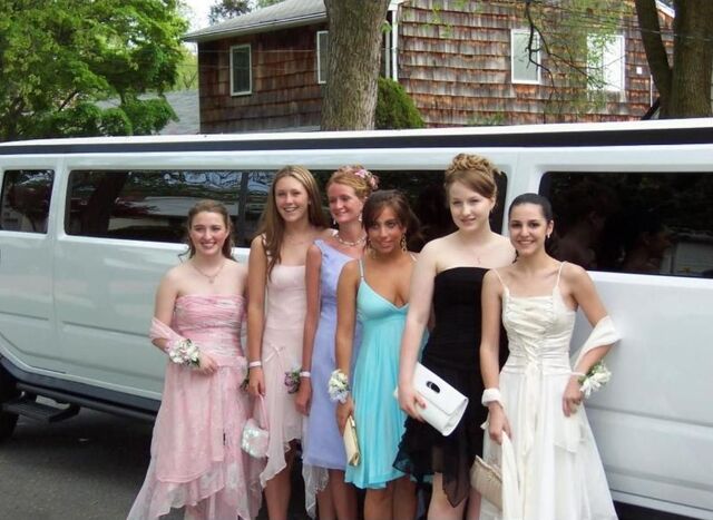 File:0-0-04 Prom Party 003.jpg