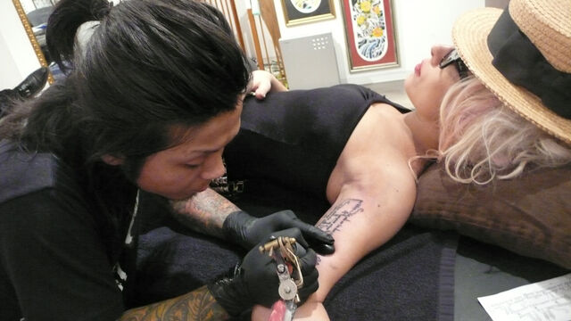 File:Img-lady-gaga-04 190731651554.jpg