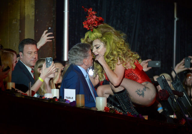 File:4-6-14 Roseland Ballroom 004.jpg