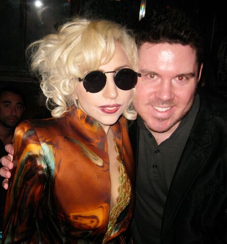 File:AlexanderMcQueen2.jpg