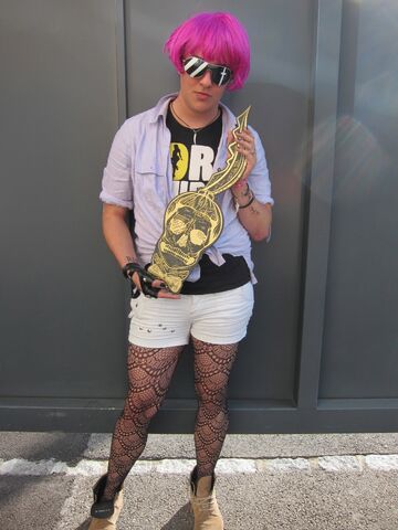 File:The Born This Way Ball Monster pit key holder 9-26-12.jpg