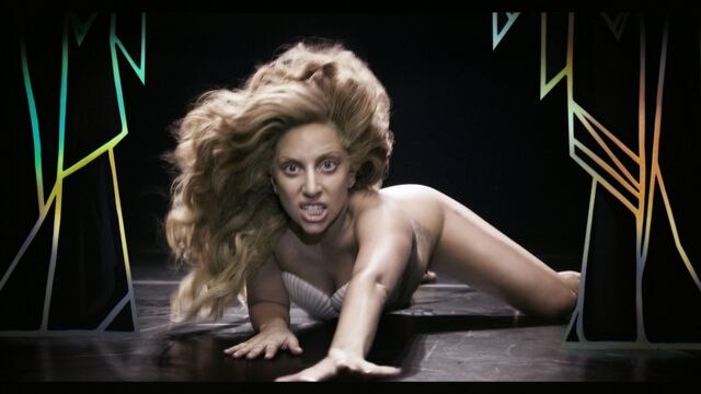 File:Applause Music Video 064.jpg