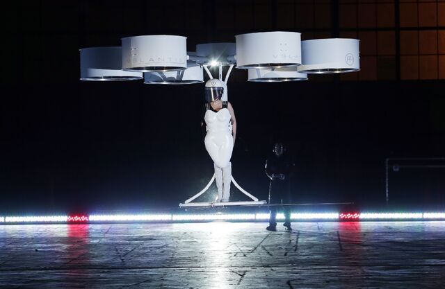 File:ArtRAVE - Volantis 003.jpg