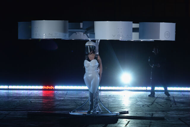 File:11-10-13 artRAVE Volvantis 003.jpg