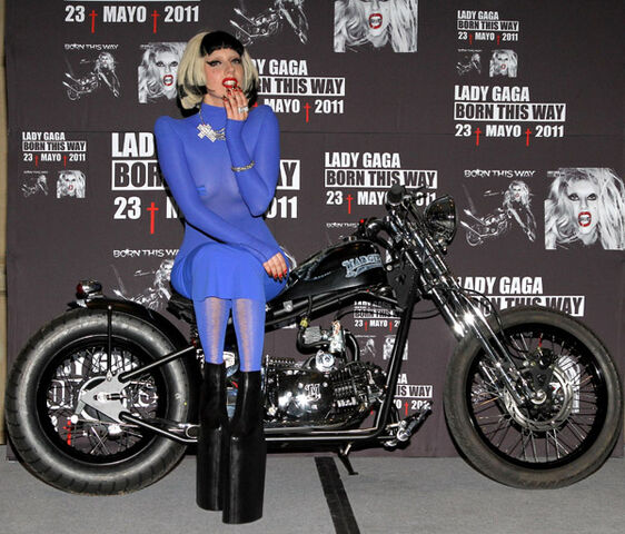 File:Gaga-mexico-4.jpg