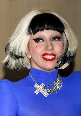 File:Gaga-mexico-5.jpg