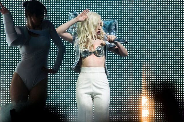 File:Discobra-BadRomance.jpg