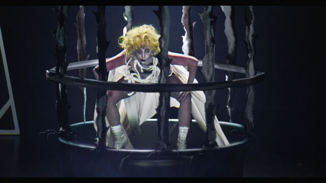 File:Applause Music Video 019.jpg