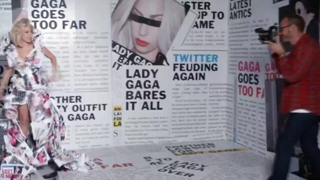 File:Do What U Want - Music video 013.jpg
