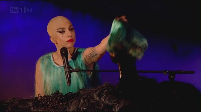 File:Gagahair2.jpg