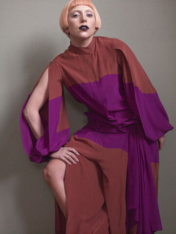 File:11-23-10 Mario Testino 014.jpg