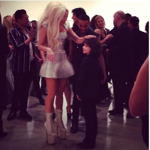File:7-11-13 Gagosian Gallery 003.jpg