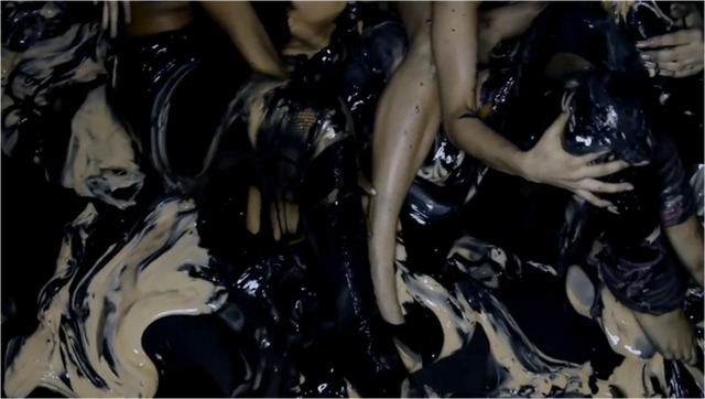 File:Born This Way Music Video 013.png