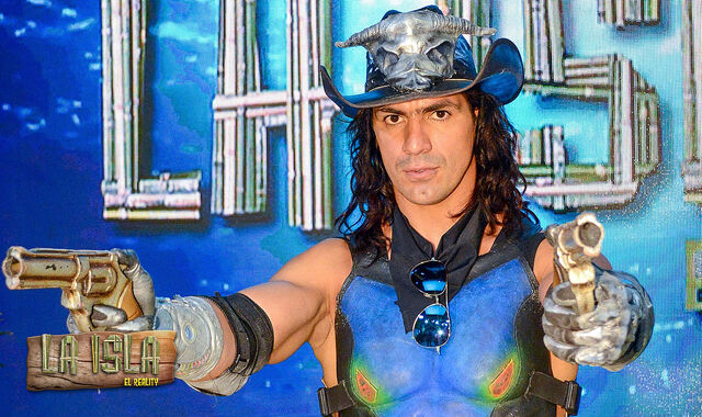 Archivo:Presentacion Intocable.jpg