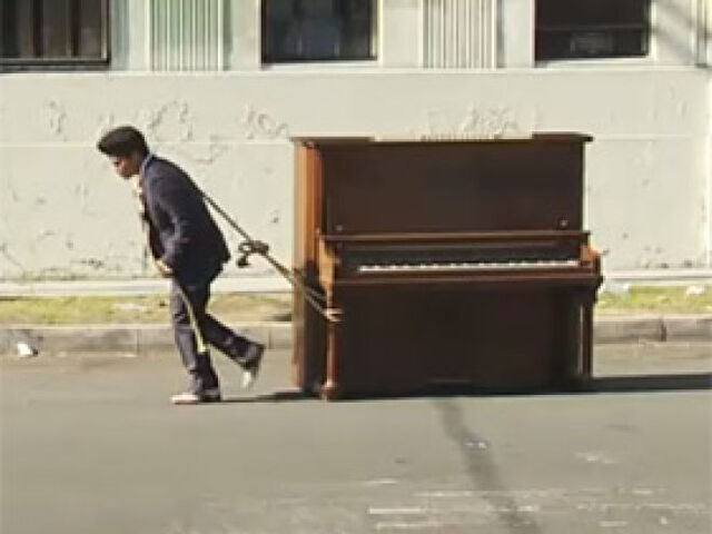 File:Wheelinroundlikebrunomars.jpg