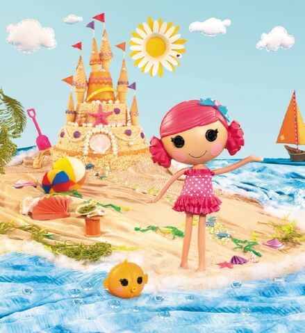 File:CoralSeaShellsBeach.jpg