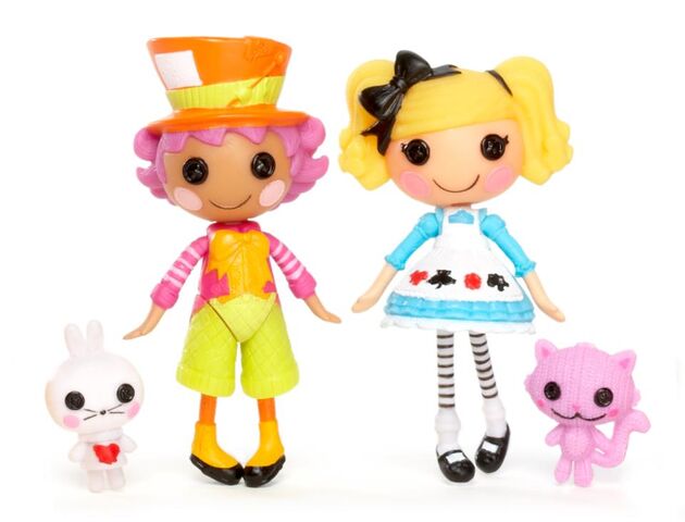 File:Wackyhatteralice.jpg