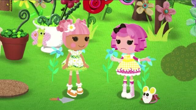 File:CrumbsBlossom.jpg