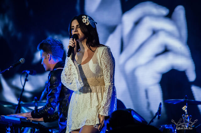 File:Lana-del-rey 28284767462 o.jpg
