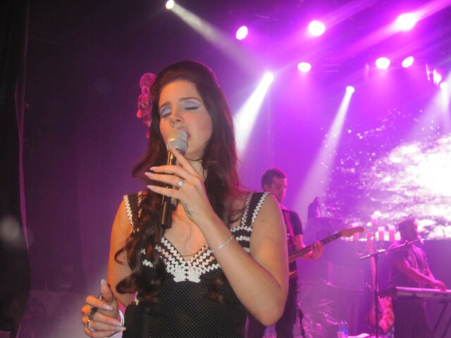 File:8726373020 627ba40d78 b.jpg
