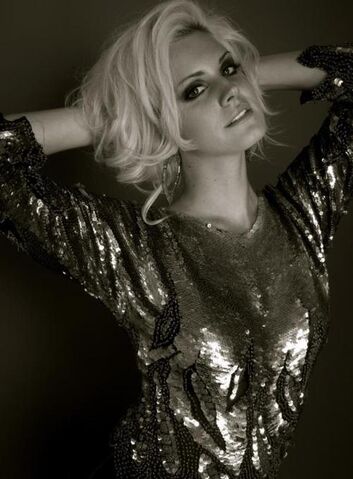 File:Lizzy07-1-.jpg