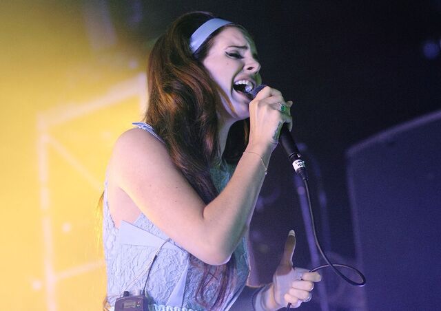 File:Lana-del-rey-spin-off-festival-12.jpg